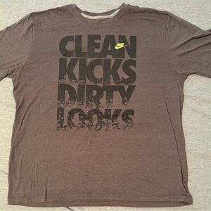 Nike Men's Regular Fit Graphic T-Shirt